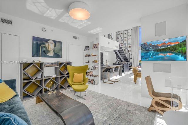 200 Biscayne Boulevard Way 309, Miami, FL 33131