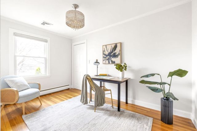 68 Highland Ave, Watertown, MA 02472