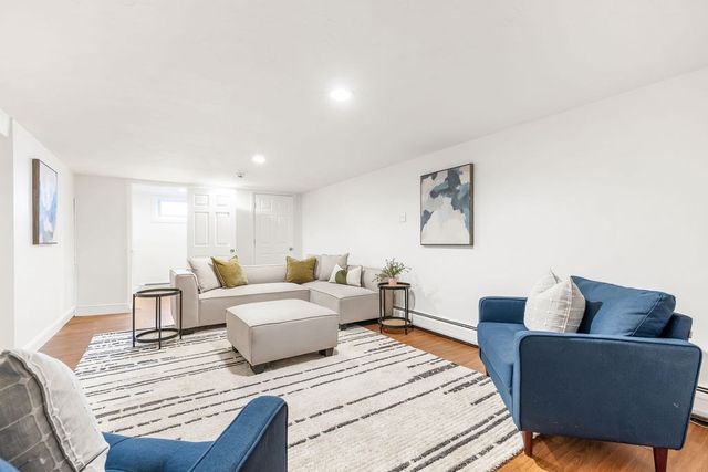 68 Highland Ave, Watertown, MA 02472