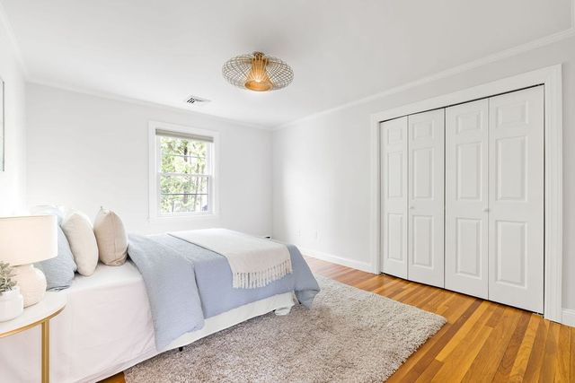 68 Highland Ave, Watertown, MA 02472