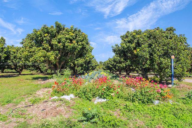 19051 SW 147th Ave, Miami, FL 33187