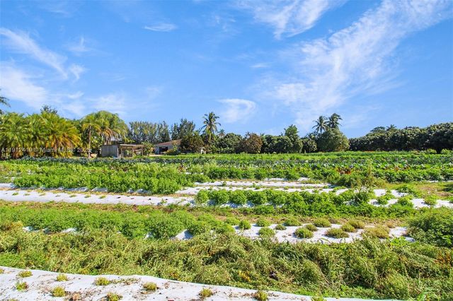 19051 SW 147th Ave, Miami, FL 33187