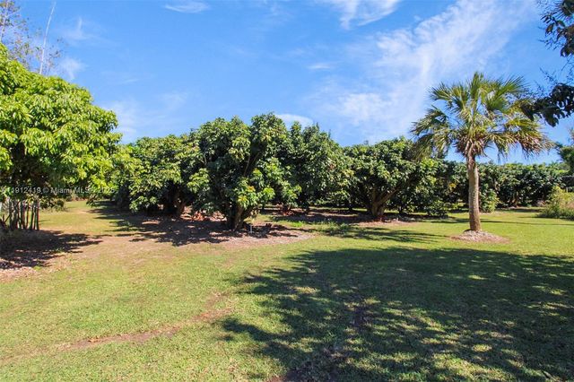 19051 SW 147th Ave, Miami, FL 33187