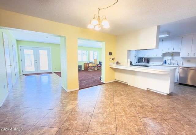 3136 W WETHERSFIELD Road, Phoenix, AZ 85029