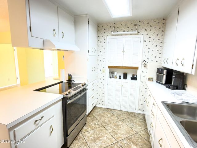 3136 W WETHERSFIELD Road, Phoenix, AZ 85029