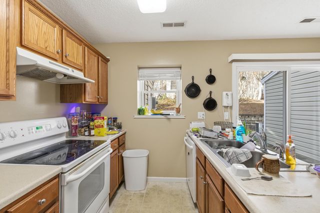 730 MERLINS WAY, Harrisonburg, VA 22801