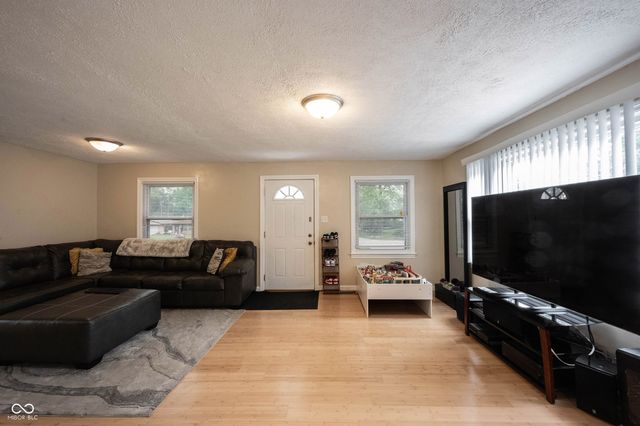 6515 W 11th Street, Indianapolis, IN 46214