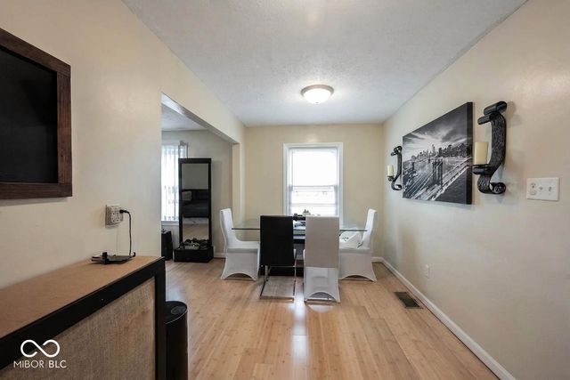 6515 W 11th Street, Indianapolis, IN 46214