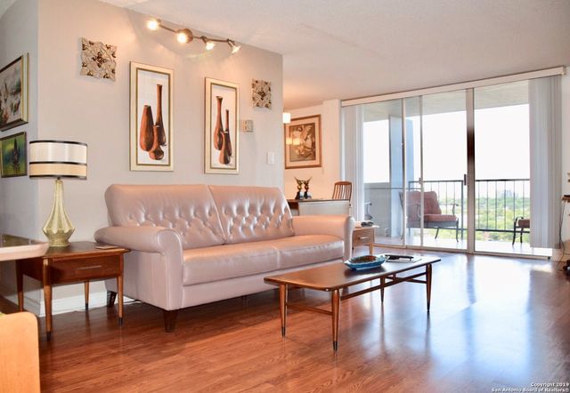 7039 San Pedro Ave Apt 1005, San Antonio, TX 78216