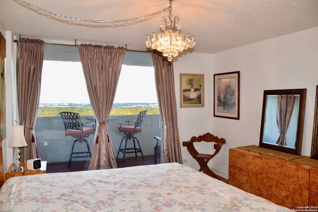 7039 San Pedro Ave Apt 1005, San Antonio, TX 78216