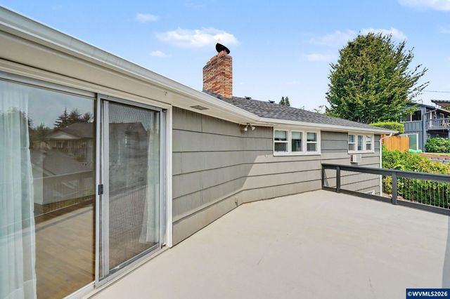 1190 Belaire Dr NW, Salem, OR 97304