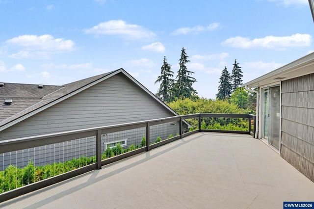 1190 Belaire Dr NW, Salem, OR 97304