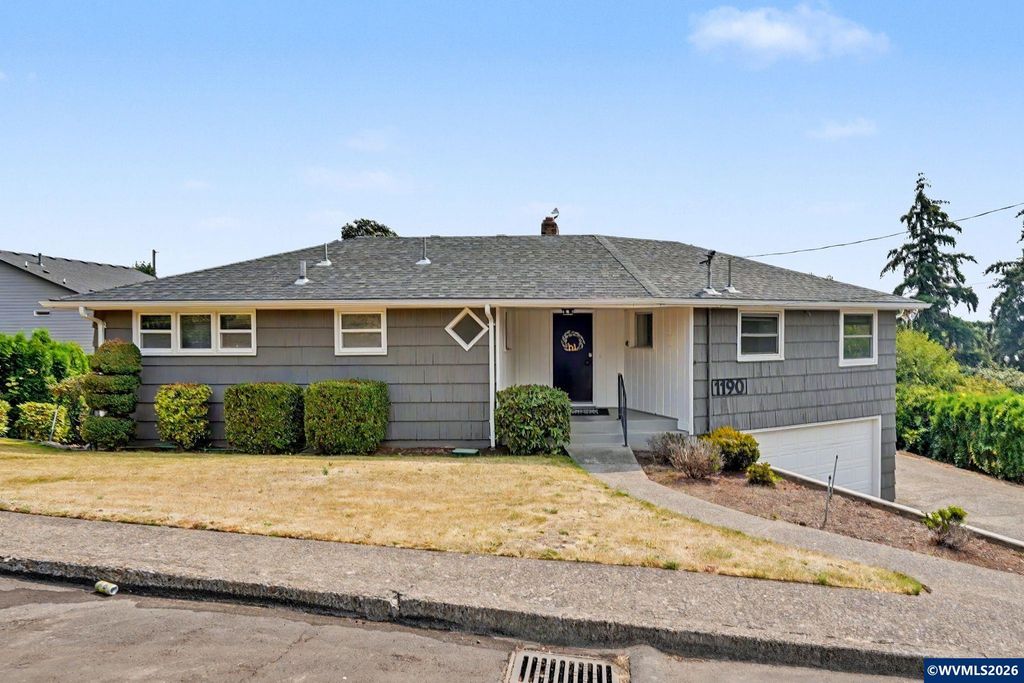 1190 Belaire Dr NW, Salem, OR 97304