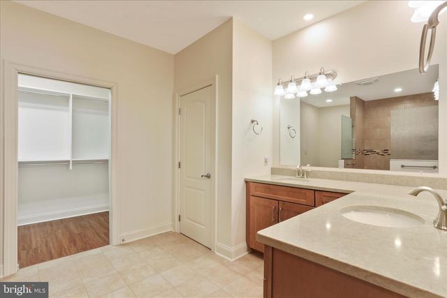 13428 MARQUISE DR, Hagerstown, MD 21742