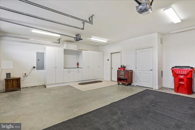 13428 MARQUISE DR, Hagerstown, MD 21742