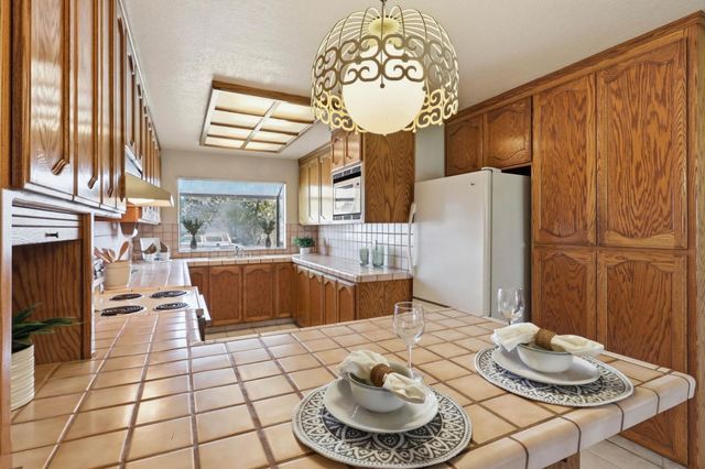 383 Southside Drive, San Jose, CA 95111