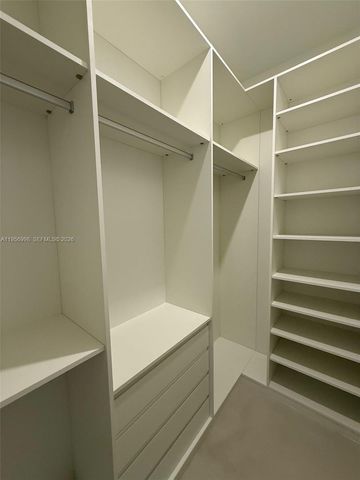 3200 Thomas Ave, Miami, FL 33133