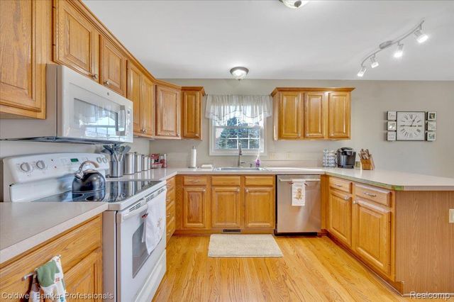 3803 Wedgewood Drive, Elba Township, MI 48446