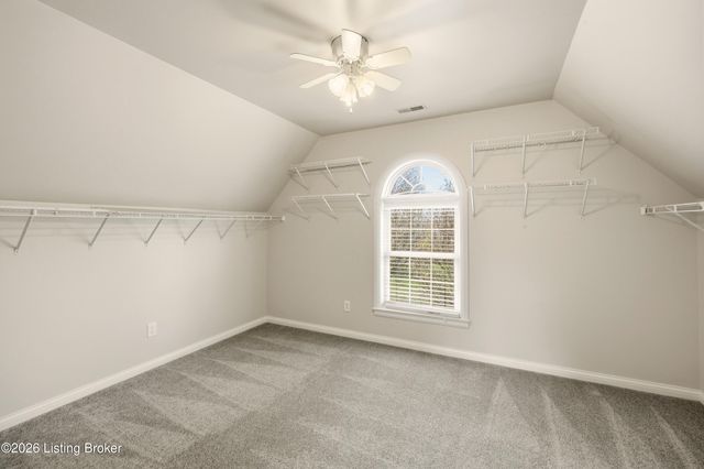 4009 Sunny Crossing Dr, Louisville, KY 40299