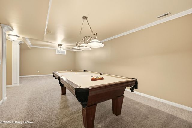 4009 Sunny Crossing Dr, Louisville, KY 40299