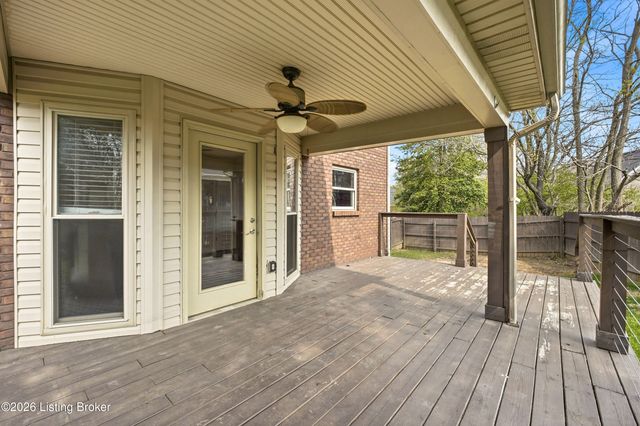 4009 Sunny Crossing Dr, Louisville, KY 40299