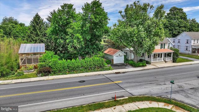 536 W HIGH ST, Manheim, PA 17545