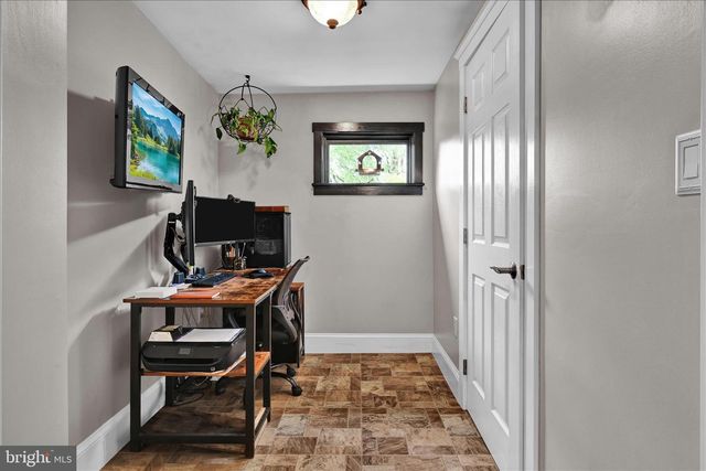536 W HIGH ST, Manheim, PA 17545