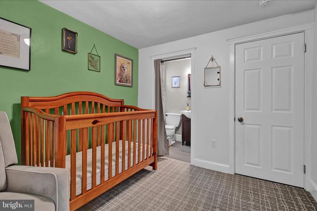 536 W HIGH ST, Manheim, PA 17545