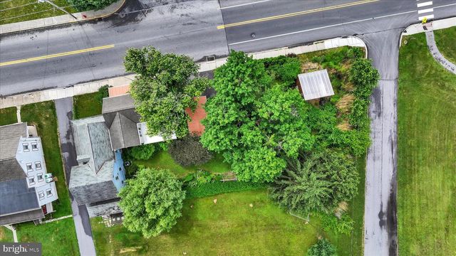 536 W HIGH ST, Manheim, PA 17545