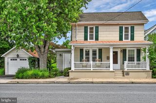 536 W HIGH ST, Manheim, PA 17545
