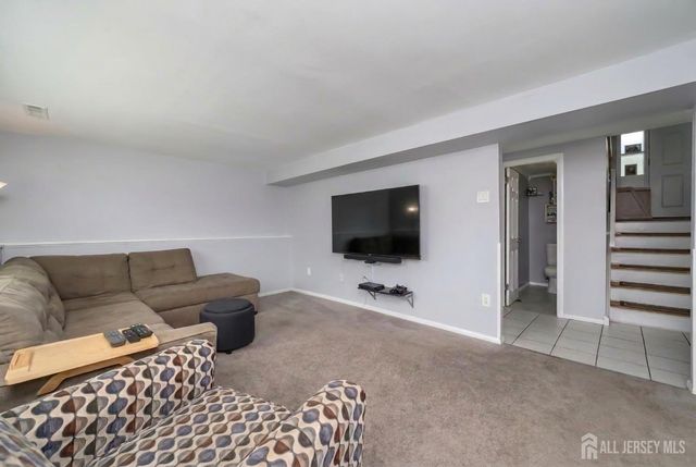 326 Harrison Avenue, Beverly, NJ 08010