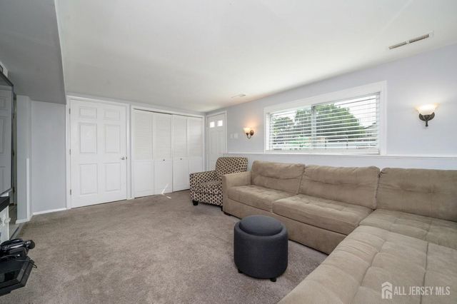 326 Harrison Avenue, Beverly, NJ 08010