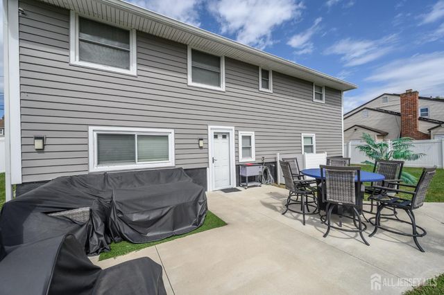 326 Harrison Avenue, Beverly, NJ 08010