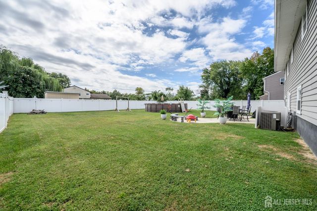 326 Harrison Avenue, Beverly, NJ 08010