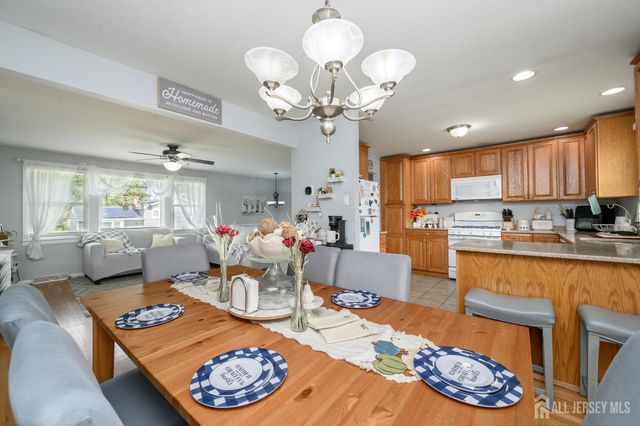 326 Harrison Avenue, Beverly, NJ 08010