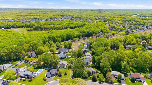 7 Oakland Road, Old Bridge, NJ 08857