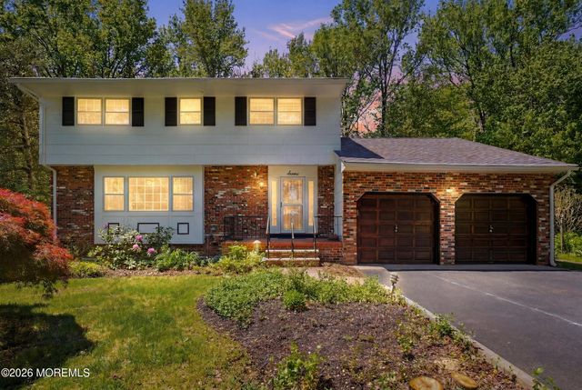 7 Oakland Road, Old Bridge, NJ 08857