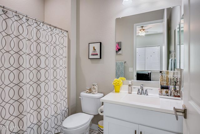 10420 E TRILLIUM Avenue, Mesa, AZ 85212