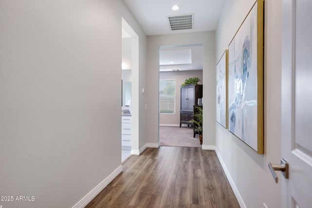 10420 E TRILLIUM Avenue, Mesa, AZ 85212