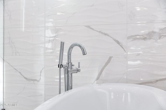 10420 E TRILLIUM Avenue, Mesa, AZ 85212