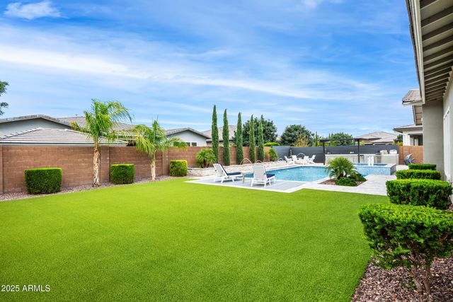 10420 E TRILLIUM Avenue, Mesa, AZ 85212