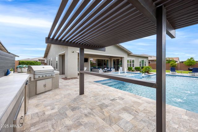 10420 E TRILLIUM Avenue, Mesa, AZ 85212