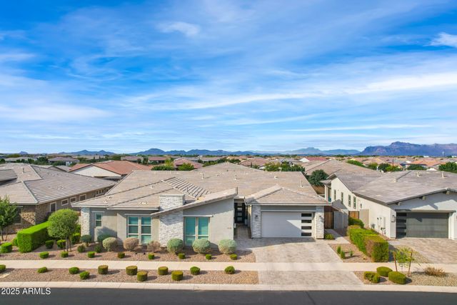 10420 E TRILLIUM Avenue, Mesa, AZ 85212