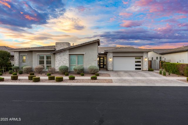 10420 E TRILLIUM Avenue, Mesa, AZ 85212