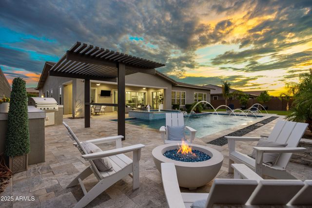 10420 E TRILLIUM Avenue, Mesa, AZ 85212