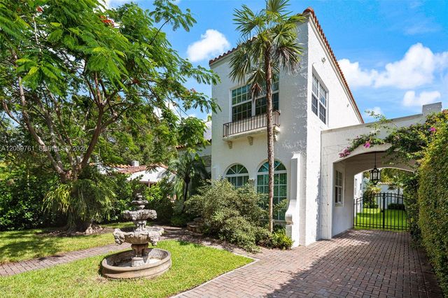 2153 SW 13th St, Miami, FL 33145