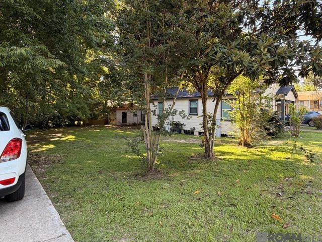 29 Thomas H Delpit Dr, Baton Rouge, LA 70810