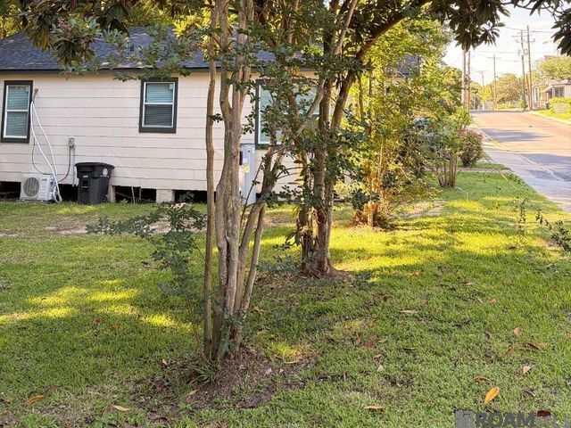 29 Thomas H Delpit Dr, Baton Rouge, LA 70810