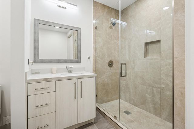 1600 Post Oak Boulevard 802, Houston, TX 77056