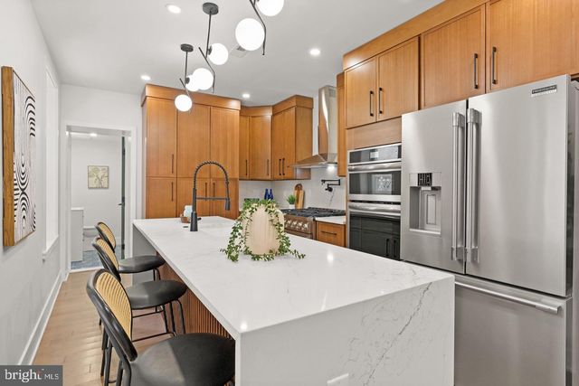 2308 CHRISTIAN ST, Philadelphia, PA 19146